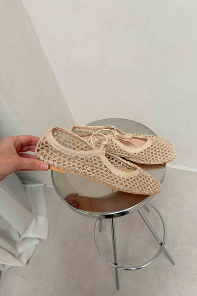 Bailarinas caladas beige
