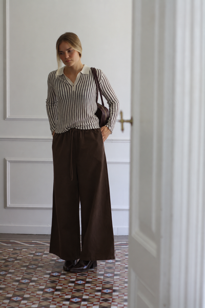Pantalón ancho marrón