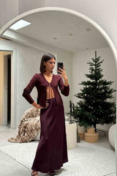 Falda satinada granate