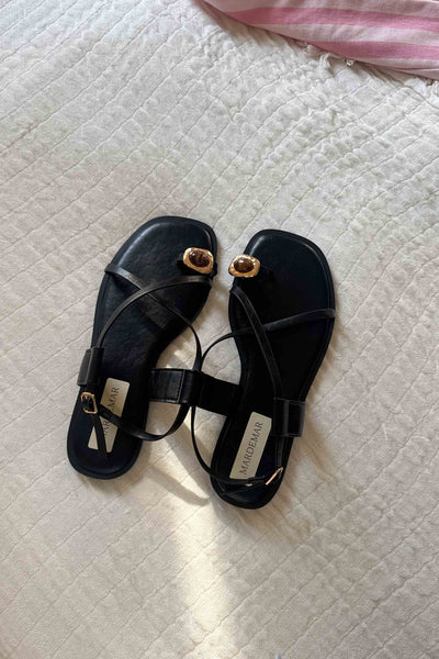 Sandalias tiras Doradas Negras